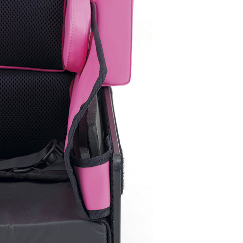 Removable hip pads for quick width adjustment